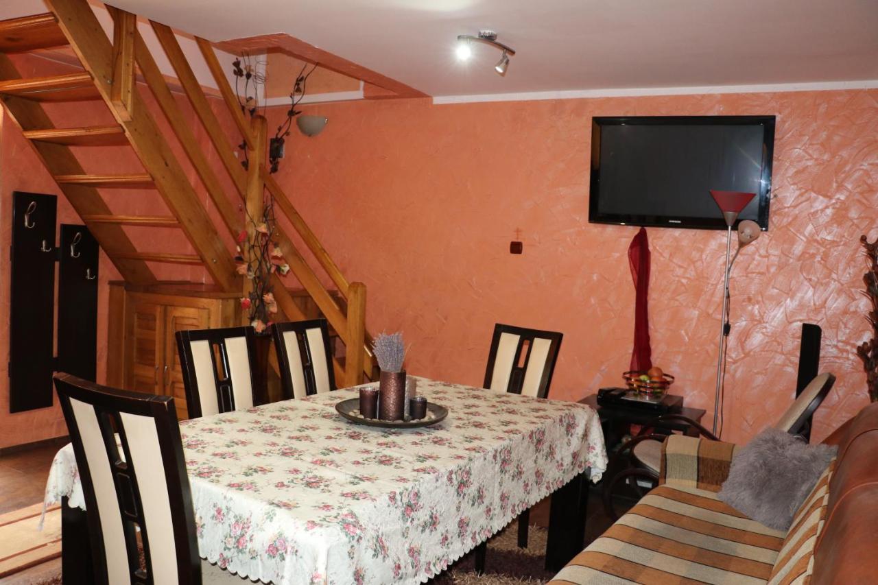 Amelia House Ξενοδοχείο Făgăraş Εξωτερικό φωτογραφία