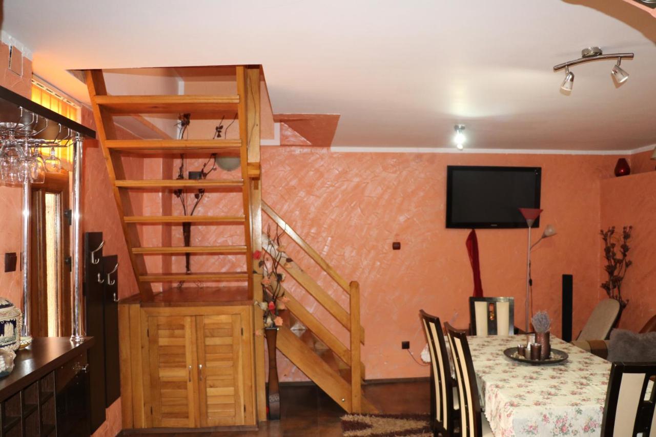 Amelia House Ξενοδοχείο Făgăraş Εξωτερικό φωτογραφία