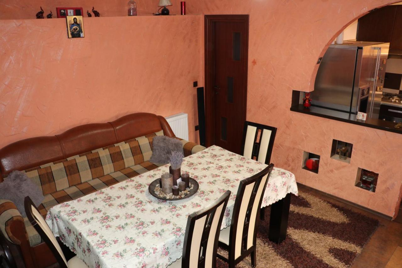 Amelia House Ξενοδοχείο Făgăraş Εξωτερικό φωτογραφία